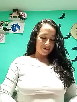 Snapshot of emilypoppy3 chatting on February 6, 2025, 8:13 pm emilypoppy3 online show from February 6, 2025, 8:13 pm