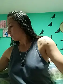 Snapshot of emilypoppy3 chatting on February 25, 2025, 1:21 pm emilypoppy3 online show from February 25, 2025, 1:21 pm