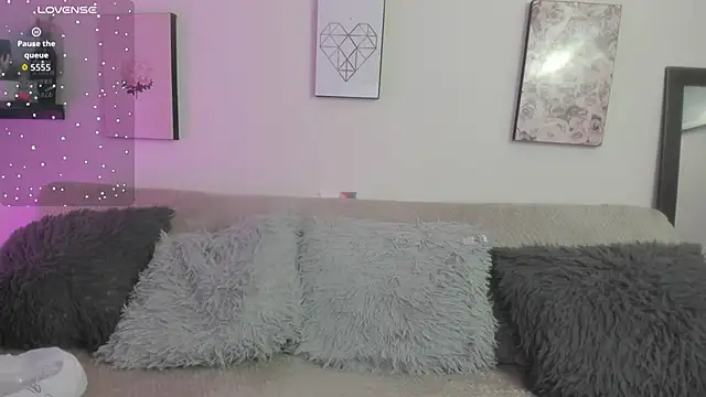 Murieel 69 online show from October 27, 2025, 9:16 pm