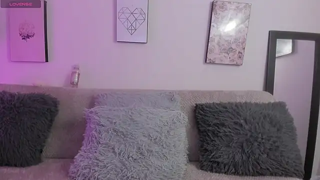 Murieel 69 online show from November 21, 2025, 9:14 pm