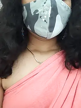 Snapshot of Angleannie chatting on October 13, 2025, 3:30 am Angleannie online show from October 13, 2025, 3:30 am