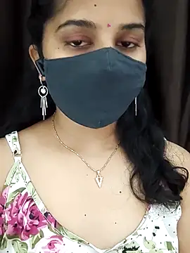 Snapshot of Angleannie chatting on December 14, 2025, 6:24 pm Angleannie online show from December 14, 2025, 6:24 pm