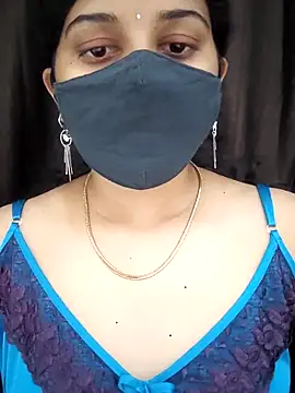 Snapshot of Angleannie chatting on November 27, 2025, 5:24 pm Angleannie online show from November 27, 2025, 5:24 pm