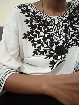 Snapshot of Kumkum_36 chatting on November 15, 2025, 4:49 am Kumkum 36 online show from November 15, 2025, 4:49 am