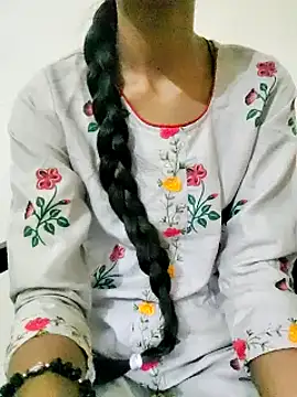 Snapshot of Kumkum_36 chatting on March 15, 2025, 5:19 am Kumkum 36 online show from March 15, 2025, 5:19 am