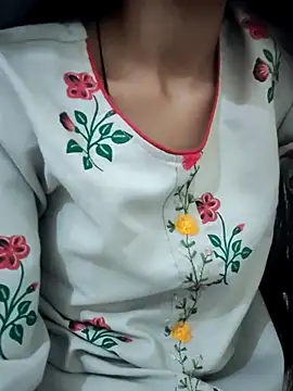 Snapshot of Kumkum_36 chatting on March 6, 2025, 7:58 am Kumkum 36 online show from March 6, 2025, 7:58 am