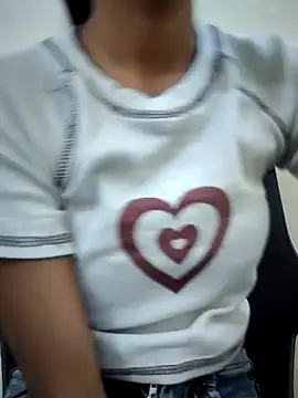 Snapshot of Kumkum_36 chatting on March 23, 2025, 5:10 am Kumkum 36 online show from March 23, 2025, 5:10 am