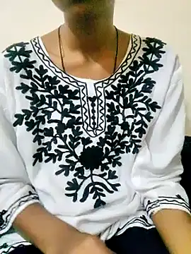 Snapshot of Kumkum_36 chatting on March 18, 2025, 9:45 am Kumkum 36 online show from March 18, 2025, 9:45 am