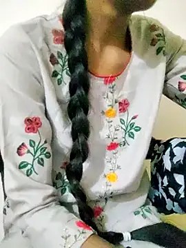 Snapshot of Kumkum_36 chatting on March 15, 2025, 8:26 am Kumkum 36 online show from March 15, 2025, 8:26 am