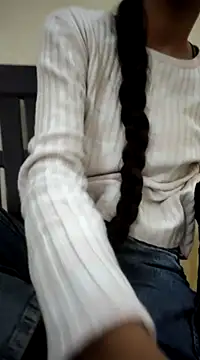 Snapshot of Kumkum_36 chatting on March 12, 2025, 12:04 pm Kumkum 36 online show from March 12, 2025, 12:04 pm