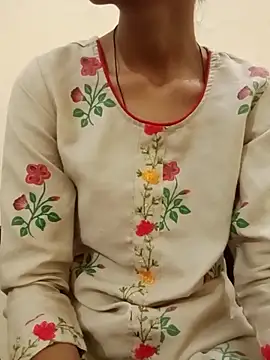 Snapshot of Kumkum_36 chatting on September 30, 2025, 4:29 am Kumkum 36 online show from September 30, 2025, 4:29 am