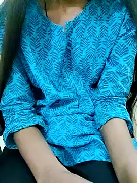 Snapshot of Kumkum_36 chatting on March 7, 2025, 11:07 am Kumkum 36 online show from March 7, 2025, 11:07 am