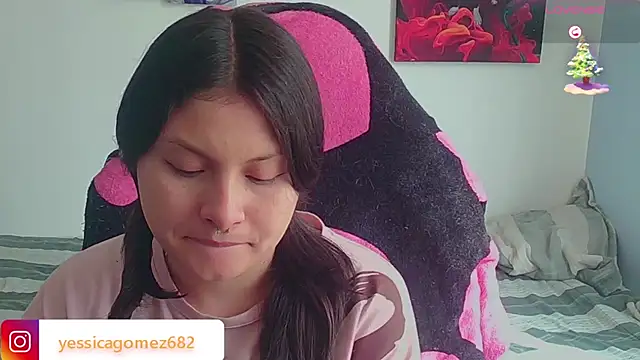 Snapshot of jessica_gomez chatting on October 11, 2025, 1:23 pm jessica gomez online show from October 11, 2025, 1:23 pm