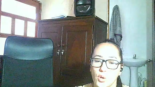 Snapshot of brittanycheeks chatting on July 25, 2026, 7:20 pm brittanycheeks online show from July 25, 2026, 7:20 pm