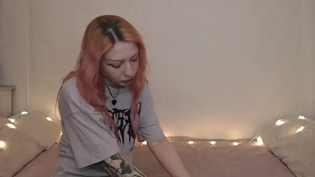 Emily hardcore online show from May 6, 2026, 9:08 pm