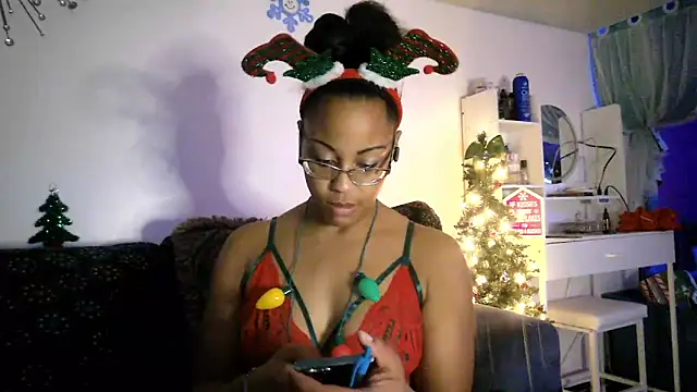 samone9 online show from December 21, 2025, 11:16 pm