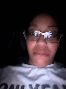 samone9 online show from May 3, 2026, 2:38 am