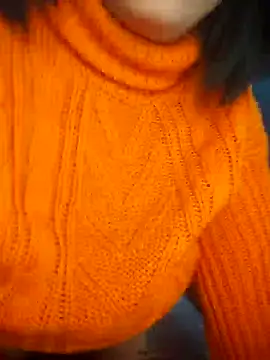 Snapshot of curvy_cutie chatting on February 2, 2025, 12:09 am curvy cutie online show from February 2, 2025, 12:09 am