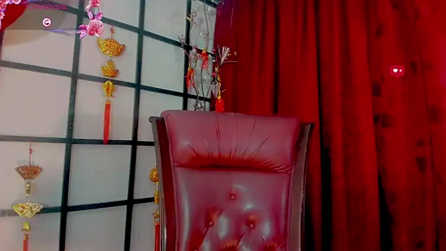 Snapshot of twoblacksexy chatting on February 6, 2025, 10:43 pm twoblacksexy online show from February 6, 2025, 10:43 pm