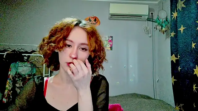 JoannaTompson online show from April 26, 2026, 1:47 am