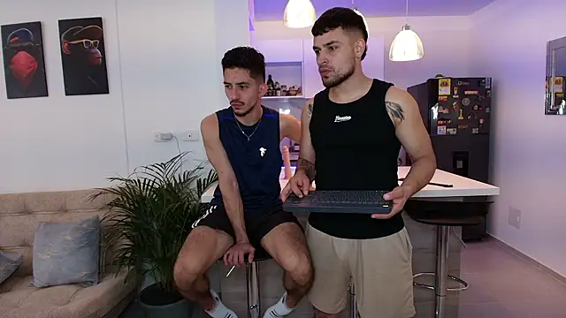 Aron-santoro online show from March 11, 2026, 8:58 pm