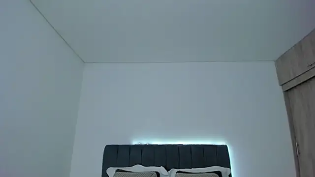 im sarah34 online show from June 16, 2026, 10:10 pm