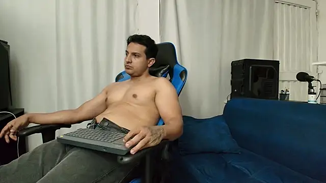 hott dicks online show from July 2, 2026, 8:48 pm