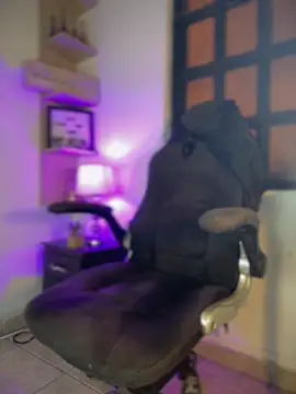 Snapshot of Naughty_Charly chatting on March 21, 2026, 5:17 pm Naughty Charly online show from March 21, 2026, 5:17 pm