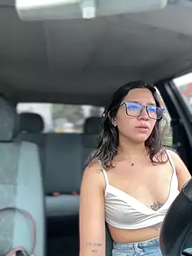 Mila Morgan online show from March 17, 2026, 5:27 pm