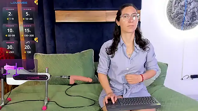 Snapshot of Andromeda-jade chatting on February 8, 2025, 3:30 am Andromeda-jade online show from February 8, 2025, 3:30 am