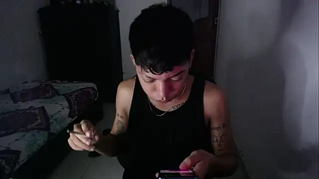 Snapshot of Sxntisaul__ chatting on February 17, 2025, 12:49 pm Sxntisaul online show from February 17, 2025, 12:49 pm