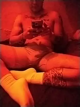 Woofer dick online show from December 18, 2025, 5:01 am