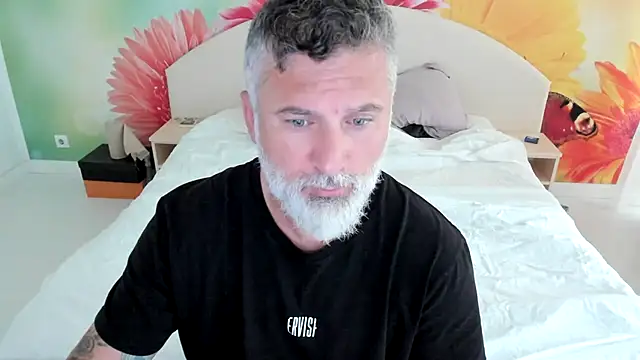 BlowMyXXL online show from November 16, 2025, 11:37 am