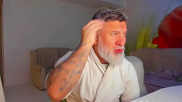 BlowMyXXL online show from January 7, 2026, 8:14 pm