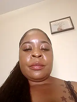 juicybatate online show from October 4, 2025, 6:53 pm