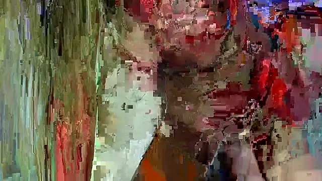 carolinesampaio online show from October 24, 2025, 9:19 am