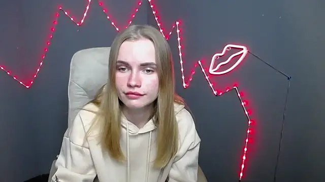 MargaritaKiss online show from April 27, 2026, 8:18 pm