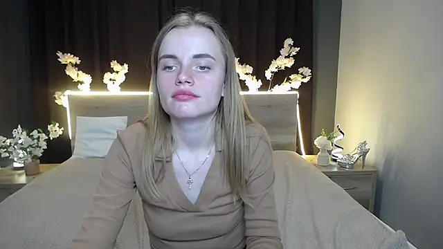 MargaritaKiss online show from May 3, 2026, 7:50 pm