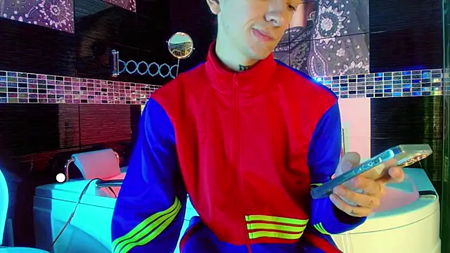 SexyJuliii21 online show from November 14, 2025, 2:15 am