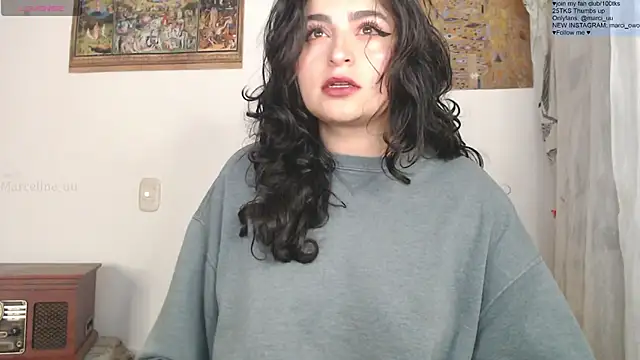 Snapshot of Marci_owo chatting on June 17, 2026, 7:19 am Marci owo online show from June 17, 2026, 7:19 am
