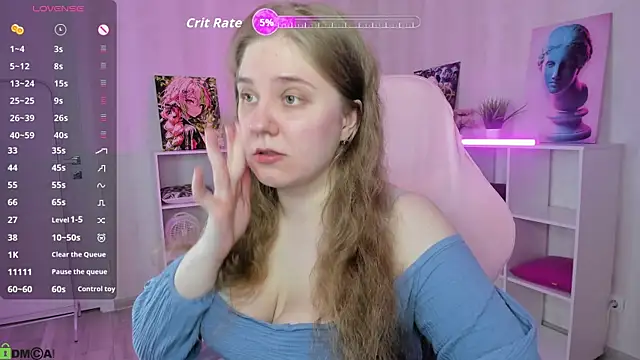 Snapshot of Megan_Violer chatting on June 8, 2026, 5:13 pm Megan Violer online show from June 8, 2026, 5:13 pm