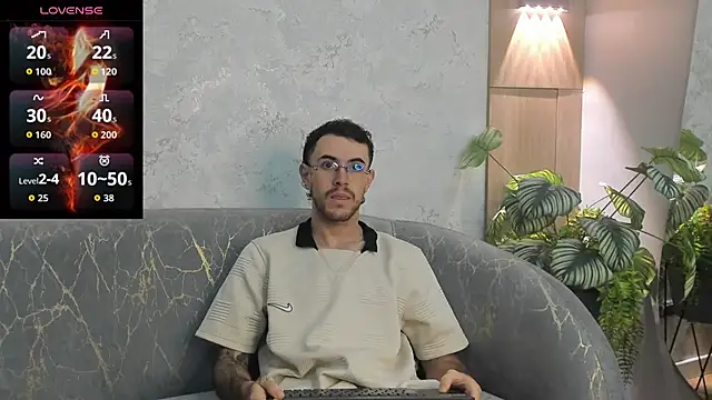 Snapshot of CodyWalkerR chatting on June 7, 2026, 3:17 pm CodyWalkerR online show from June 7, 2026, 3:17 pm