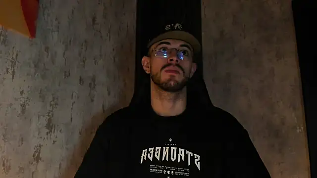 Snapshot of CodyWalkerR chatting on July 3, 2026, 5:30 pm CodyWalkerR online show from July 3, 2026, 5:30 pm