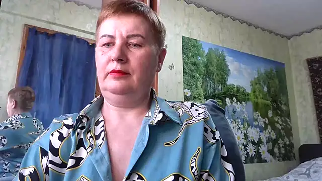 NicoleOlla online show from February 19, 2025, 10:45 am