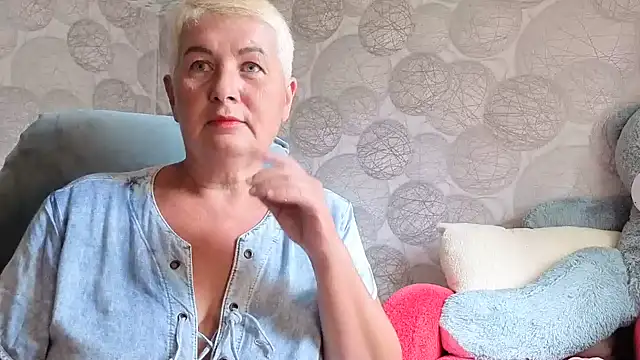 Snapshot of NicoleOlla chatting on July 5, 2026, 4:41 am NicoleOlla online show from July 5, 2026, 4:41 am