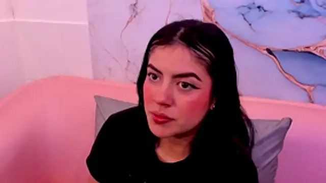 Snapshot of taylor_cupper chatting on November 9, 2025, 3:21 am taylor cupper online show from November 9, 2025, 3:21 am