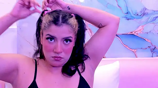 Snapshot of taylor_cupper chatting on October 23, 2025, 3:38 am taylor cupper online show from October 23, 2025, 3:38 am