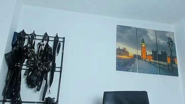 JuanBlade online show from October 14, 2025, 1:23 pm