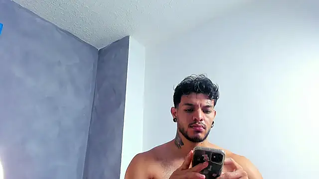 JuanBlade online show from June 18, 2026, 5:07 pm