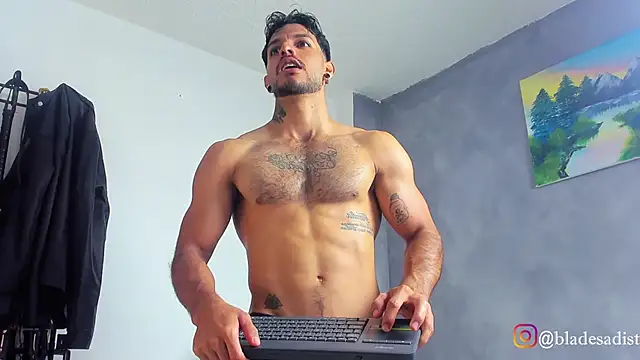 JuanBlade online show from May 24, 2026, 11:32 am